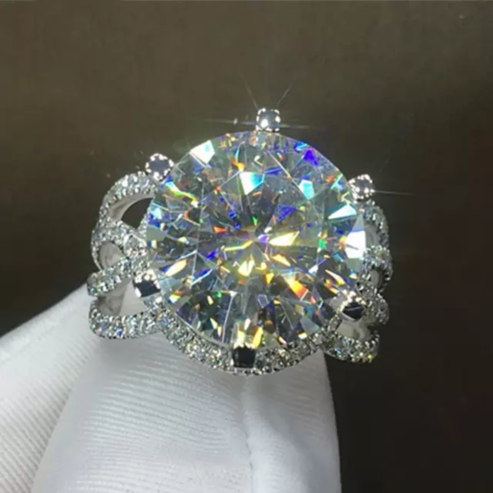 New 925 Silver Round Ladies Diamond Ring 💍 - Picture 1 of 4